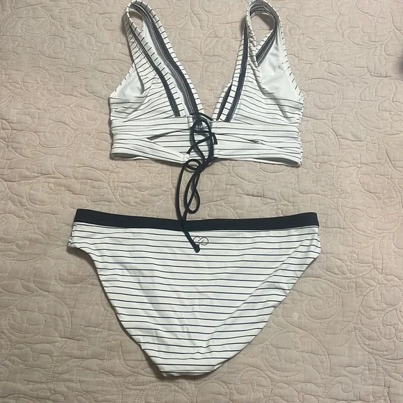 Calia by Carrie White/Black 1 piece, SZ S, like NEW tags were remove for comfort - Picture 2 of 5